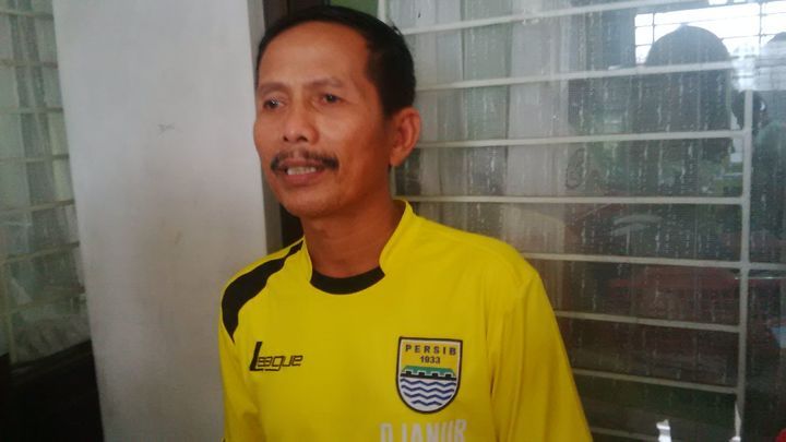 Pelatih Persib Bandung Djadjang Nurdjman  Copyright: &copy; Ginanjar/INDOSPORT